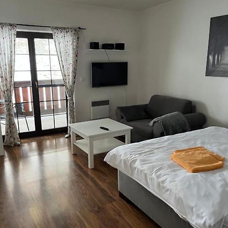 Apartman Viktoria 5 Ruzomberok Extérieur photo