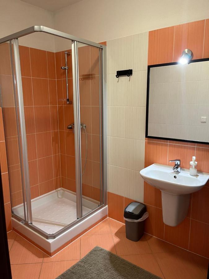 Apartman Viktoria 5 Ruzomberok Extérieur photo